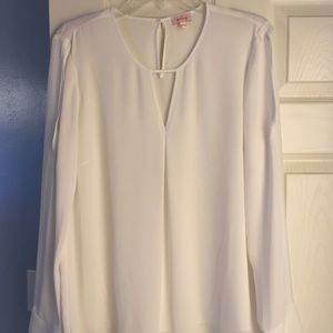 Aubrey shoulder slit blouse